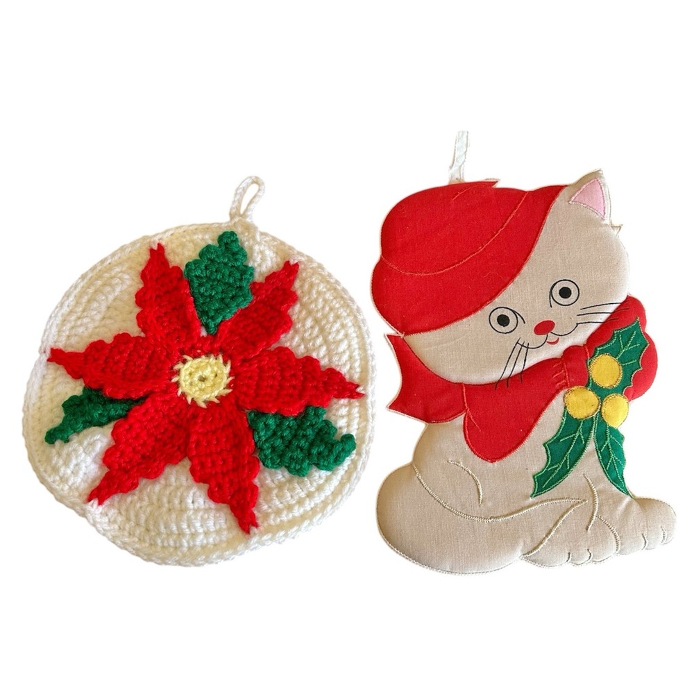 Vintage Holiday Kitchen Potholders 2-Set Kitty Cat Crochet Poinsettia Hot Pads